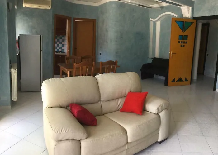 Webus 普拉亚·阿马勒